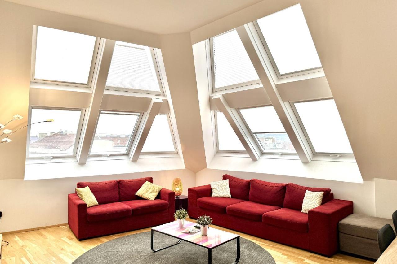 Spacious Penthouse In Favoriten Wien